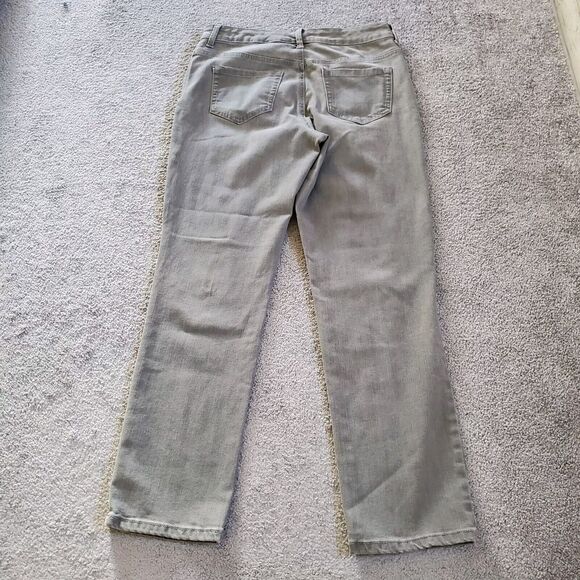 Gloria Vanderbilt Jeans Womens 10 Gray Straight Slim Denim Amanda 2.0 Short - Picture 2 of 15